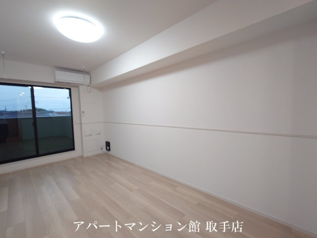ベル・コリーヌＢの居間・リビング