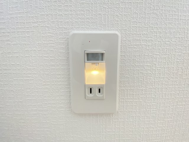 糸満市兼城　第4（全3棟）1号棟の設備|※同仕様写真です　人感センサー♪