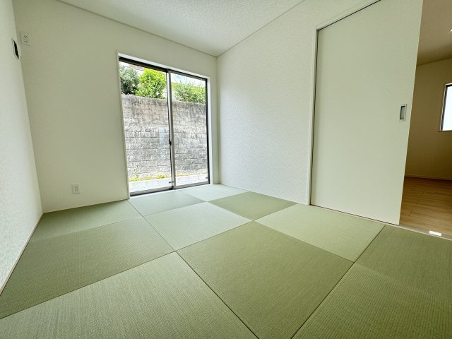 糸満市兼城　第4（全3棟）1号棟のキッチン|※同仕様写真です　
