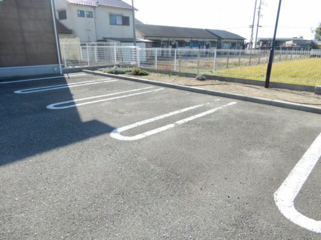 ビサイド・シーⅡの駐車場