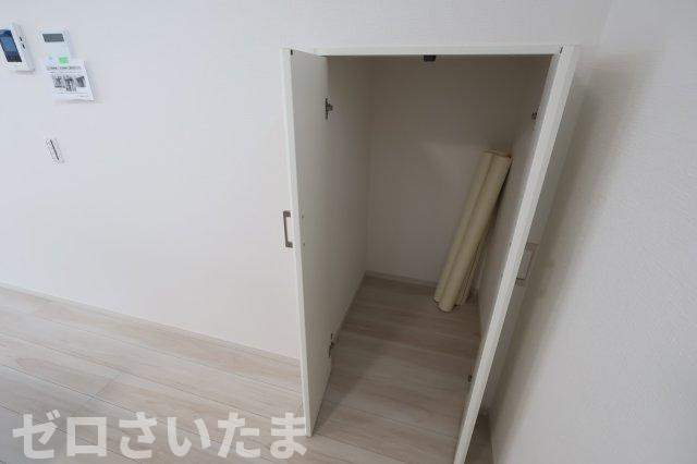 《仲介手数料無料》練馬区大泉学園町８丁目6-7新築一戸建てリガーレの収納