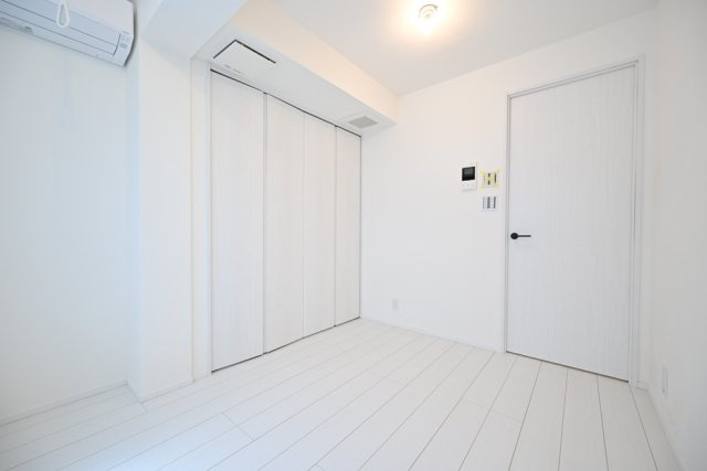Ｔｈｅ　Ｒｅｓｉｄｅｎｃｅ　Ｎｉｈｏｎｂａｓｈｉの洋室|洋室2