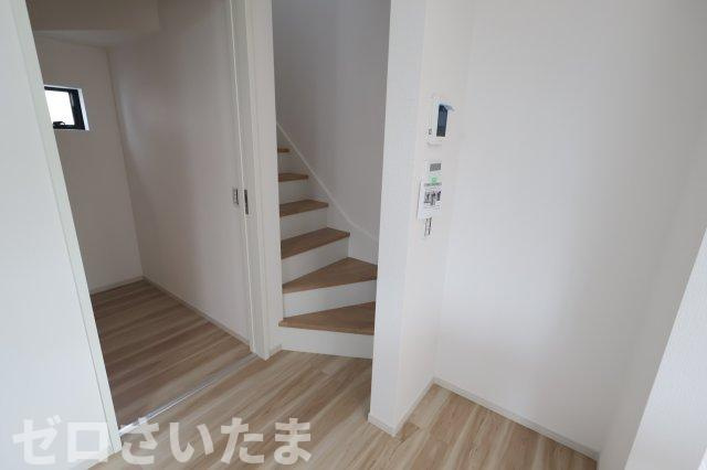 《仲介手数料無料》練馬区大泉学園町８丁目6-7新築一戸建てリガーレの内装