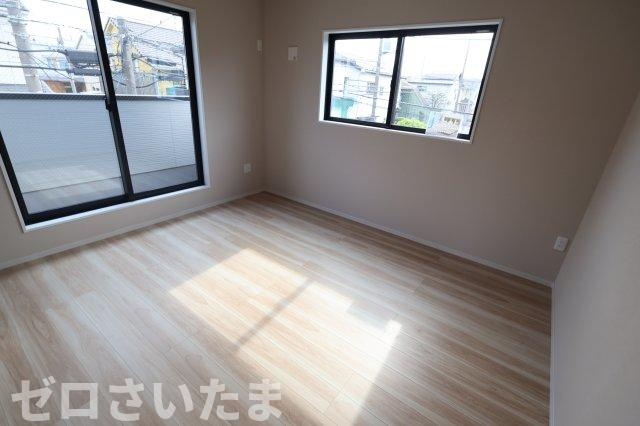 《仲介手数料無料》練馬区大泉学園町８丁目6-7新築一戸建てリガーレのバルコニー|2階 8.8帖