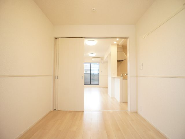 【子供部屋】 | グレースメロウＨ | お部屋がスッキリ！充実収納付きです♪
