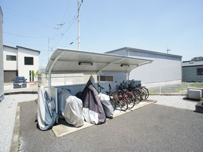 【その他共用部分】 | アスカＢ | 屋根付きの駐輪場があります♪