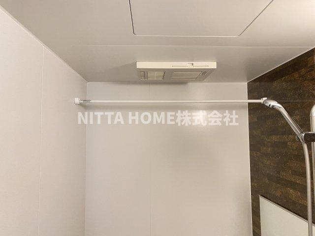 舞鶴市字引土の賃貸マンションの浴室|雨の日も安心ですよね♪