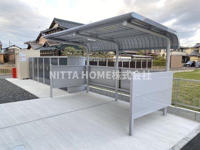 舞鶴市字引土の賃貸マンションのその他共用部分|屋根付きの駐輪場は無料です●
