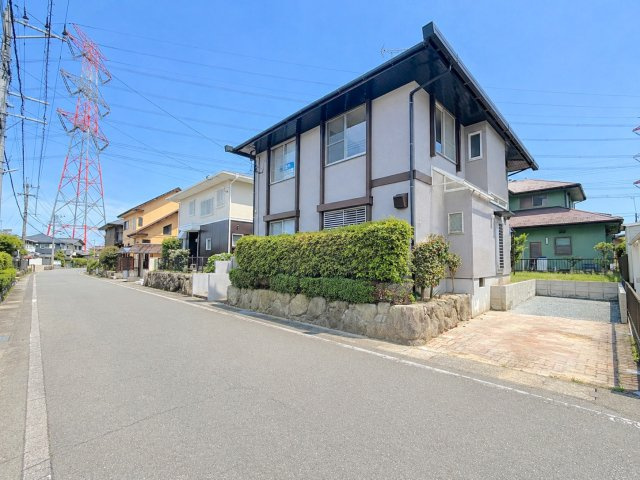筑紫駅前通2丁戸建の前面道路含む現地写真