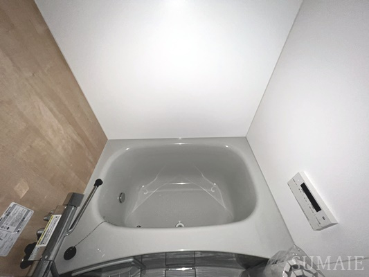 リブリ・ゆうやⅥの浴室|シンプルで使いやすいトイレです