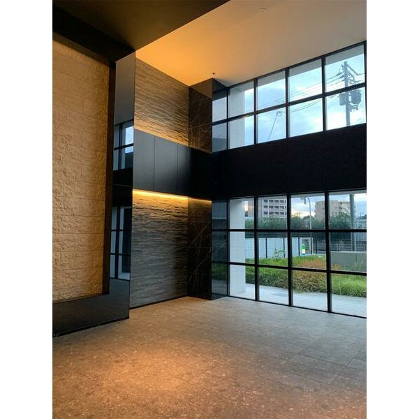 S-RESIDENCE福島grandeのロビー