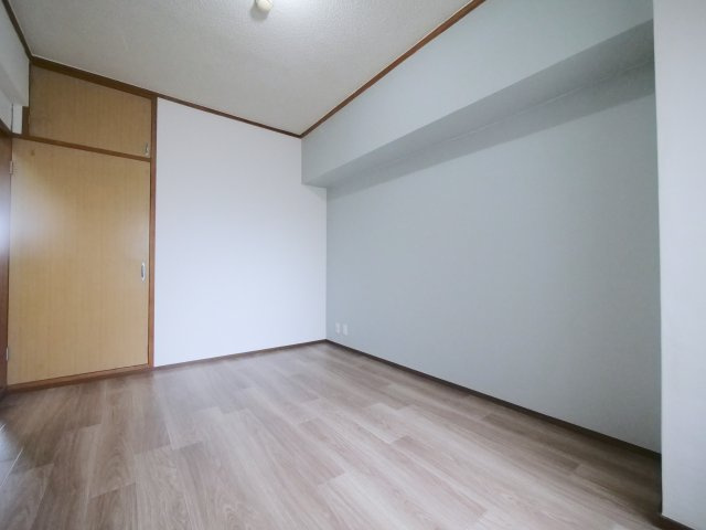 ハイデンス岡山の寝室
