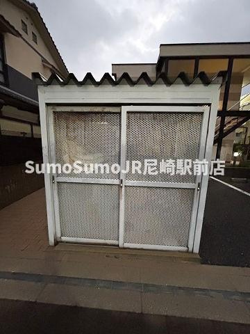 レオパレス琴の浦のその他共用部分|外観は落ち着いています
