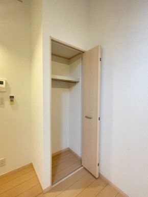 シャイニーソフト高円寺の収納|クローゼット☆