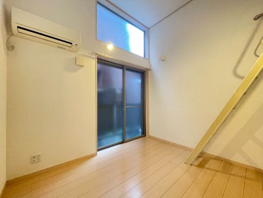 シャイニーソフト高円寺の居間・リビング|居室☆