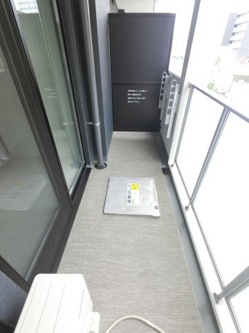 Alivis船橋Eastのバルコニー