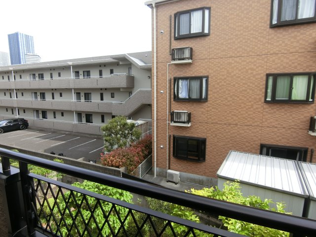 今井仲町貸家の展望