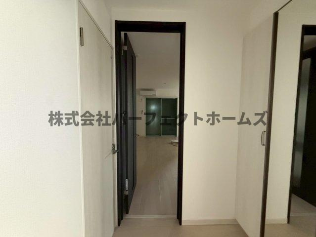 Tio寝屋川市駅の内装|明るい室内です