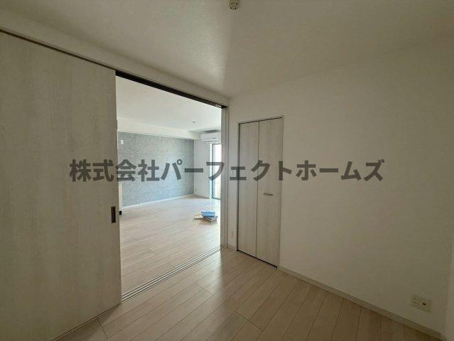 Tio寝屋川市駅の居間・リビング|ゆったりとした居間です