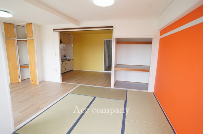 【寝室】 | 長居公園スカイハイツ | 【和室6帖】畳表替え済みです☆