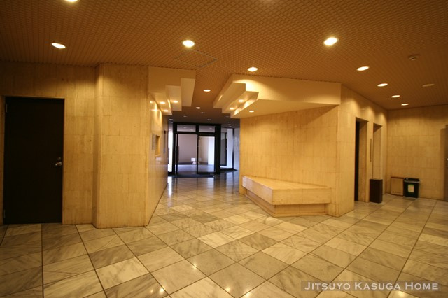 【ロビー】