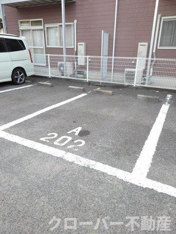 ニューシティ土器Ａの駐車場