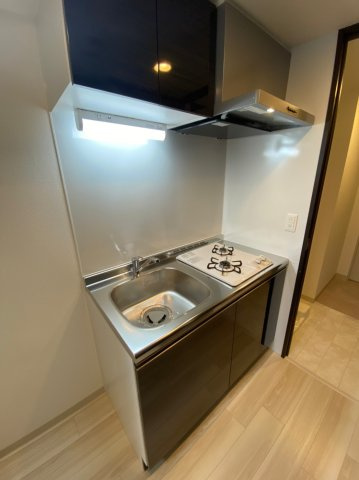 エステムコート名古屋鶴舞シエル　名古屋市賃貸　仲介手数料無料のキッチン
