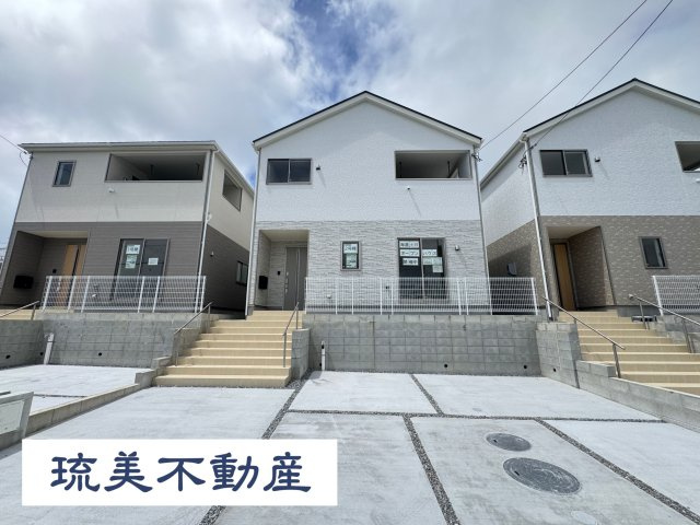 糸満市兼城　第4（全3棟）2号棟