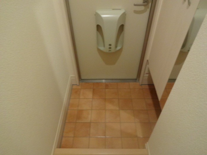 【玄関】