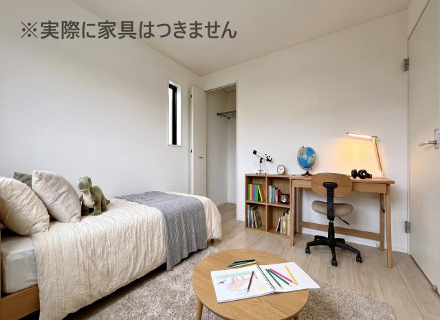 新築戸建・新築建売　伊達市梁川町御八郎　梁川小学校・梁川中学校の洋室|画像はバーチャルホームステージングの加工による演出で、実際の家具は付きません。