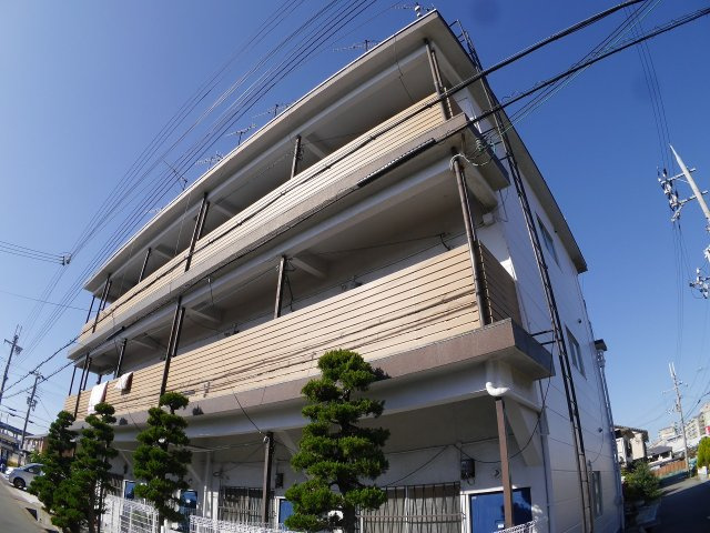円応荘の外観|外観２０１８年にリニューアルしています