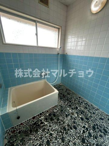 天神崎戸建の浴室|お風呂で日々の疲れを落としましょう