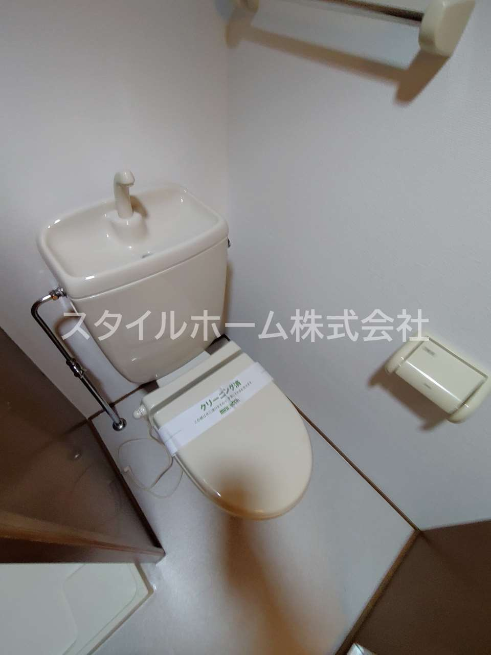シャンテ豊橋のトイレ|別部屋写真です。