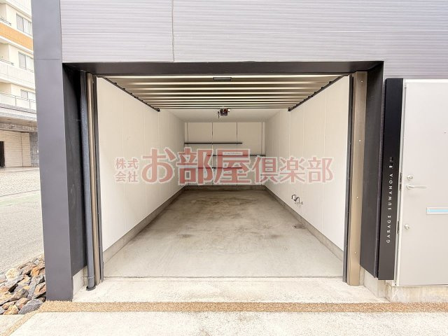 Garage諏訪野町の駐車場|駐車場完備です