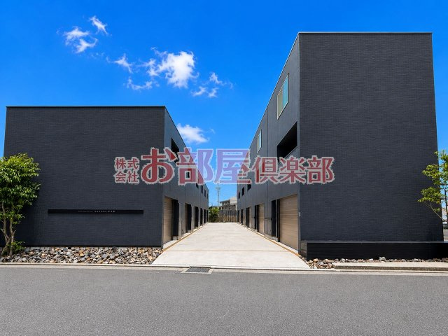 Garage諏訪野町