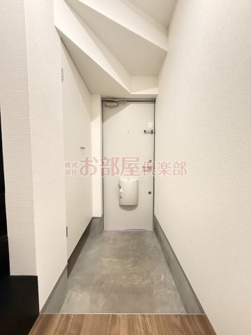 Garage諏訪野町の玄関|収納もある玄関です