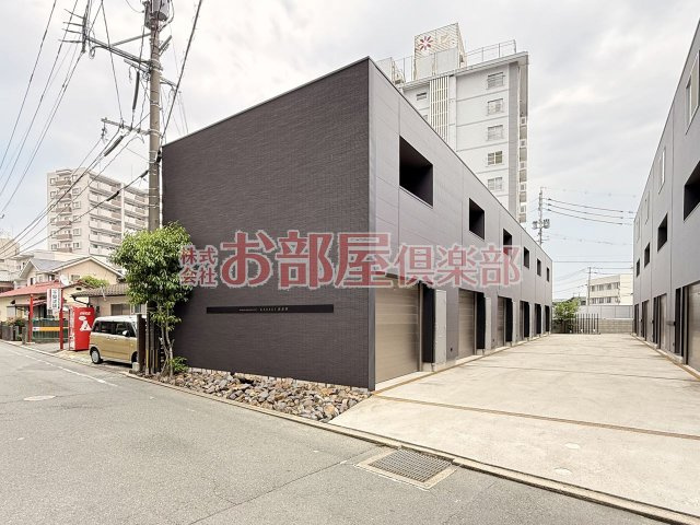 Garage諏訪野町の外観|おしゃれな外観です