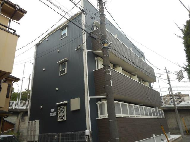 横浜市西区宮ケ谷のアパートの画像