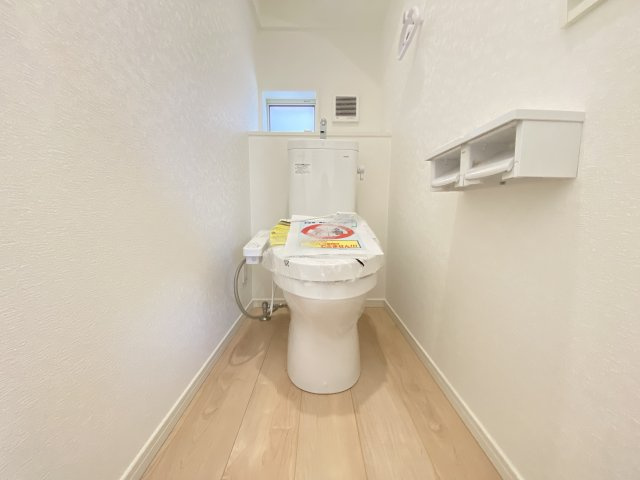 糸満市兼城　第4（全3棟）3号棟のトイレ|※同仕様写真です