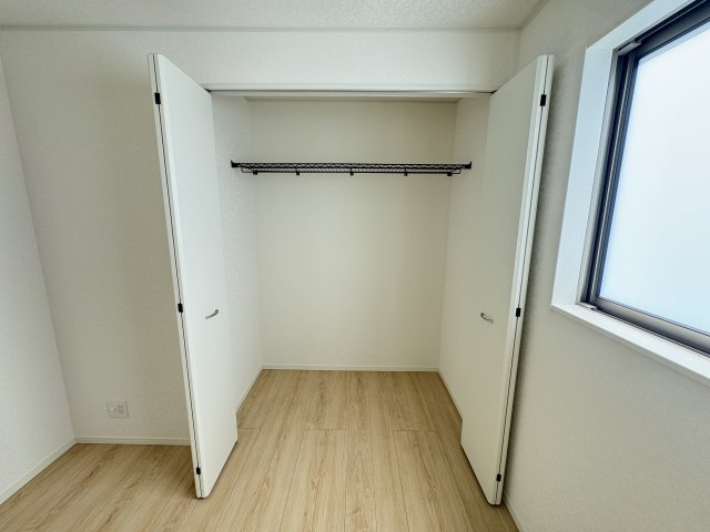 糸満市兼城　第4（全3棟）3号棟の洋室|※同仕様写真です　