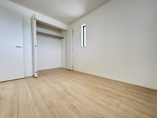 糸満市兼城　第4（全3棟）3号棟の洋室|※同仕様写真です