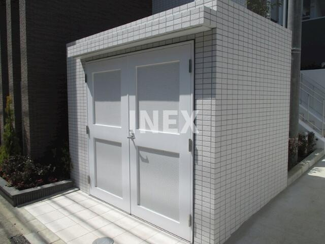 シャルム新横浜のその他共用部分|敷地内専用ゴミ置場有