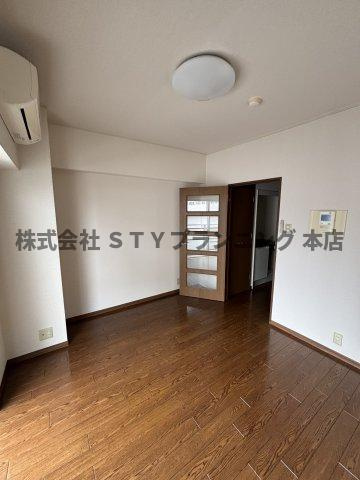 仲介手数料0円！パルテノンリンデンの洋室