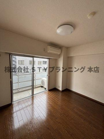 仲介手数料0円！パルテノンリンデンの洋室