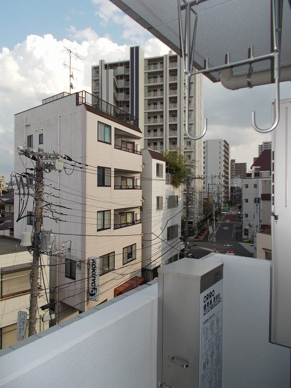 Ｕｒｂａｎ　Ｃｏｕｒｔ赤羽のバルコニー