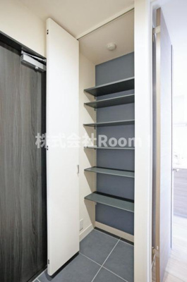 【玄関】 | ＡＳＴＯＲＩＡ三国ケ丘・旭化成ヘーベルメゾンHEBEL HAUS | 落ち着いた玄関です