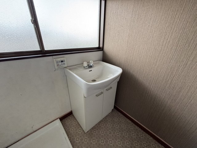 ベイカーズフィールドⅠの独立洗面台