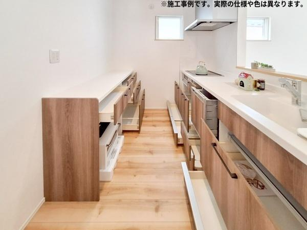横田Ⅱ　NE新築の内観：施工例|キッチン施工事例写真
※写真はイメージです。実際の向き・仕様とは異なる場合があります。
