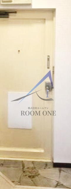 東宏ハイム西新宿 の玄関|玄関です。