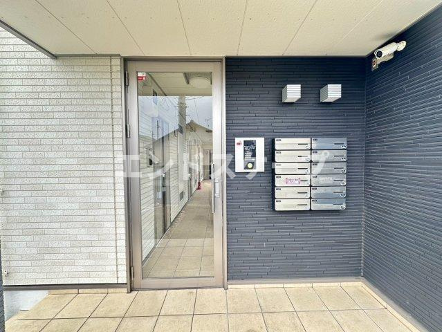 ルチアーノのエントランス|高崎、前橋のお部屋探しはエンドスケープまで！お客様の理想お聞かせ下さい♪